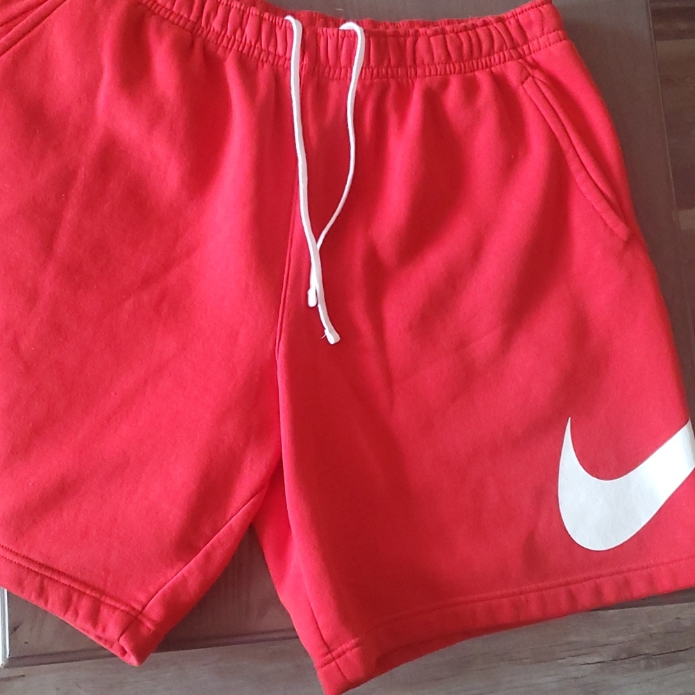 NIKE sportswear Fleece shorts